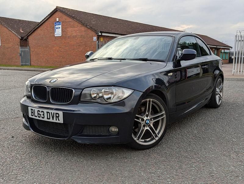 Used BMW 118 Coupé Sport Line 2013 Black Coupe