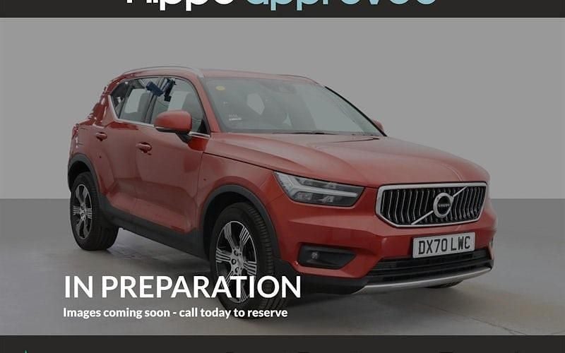 Used 2021 Volvo XC40 Inscription SUV | £21,960 (Good price) - Image 1/4