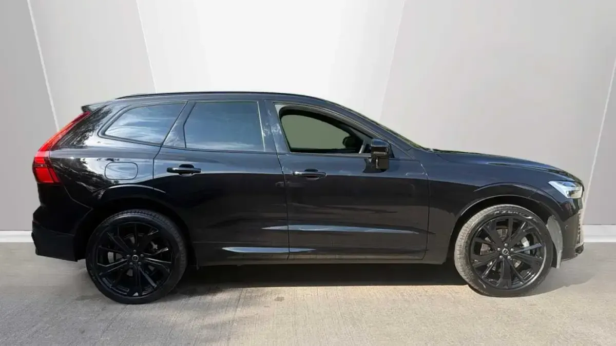 Used Volvo XC60 Plus 247 HP (181 kW) 2026 SUV