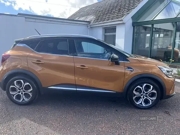 Gebraucht Renault Captur Version S 143 PS (105 kW) 2021 Orange SUV