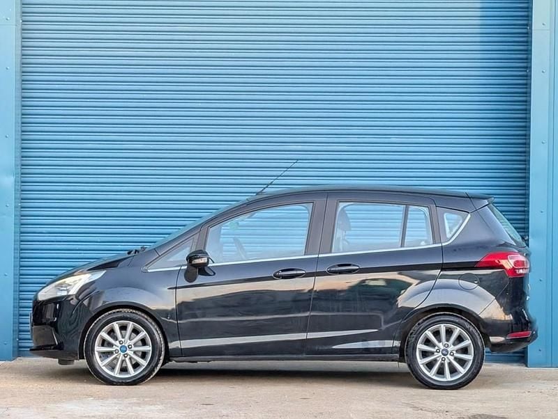 Used Ford B-MAX Titanium 105 HP (77 kW) 2015 Black MPV