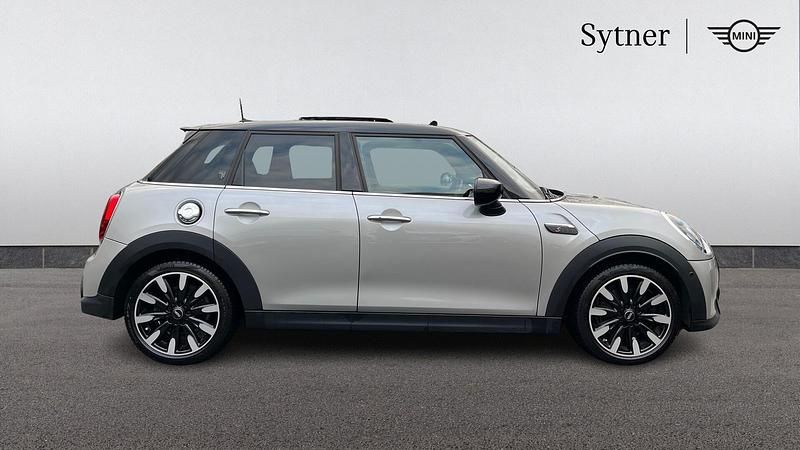 Used Mini Cooper S Exclusive 176 HP (129 kW) 2024 Silver Hatchback