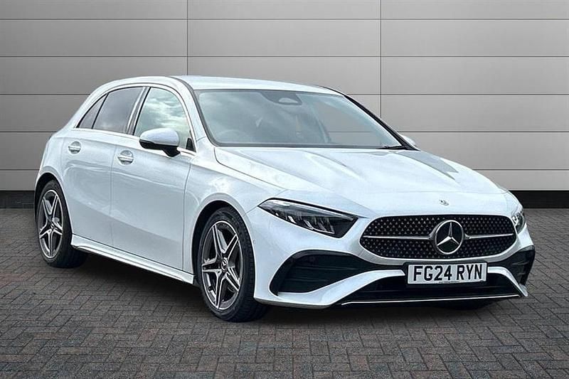 Used Mercedes A180 Executive 136 HP (100 kW) 2024 Polar white Hatchback