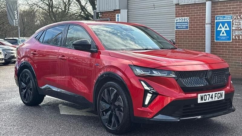 Red Used 2025 Renault Rafale Techno Esprit Alpine SUV | £29,141 (Fair price) - Image 1/1