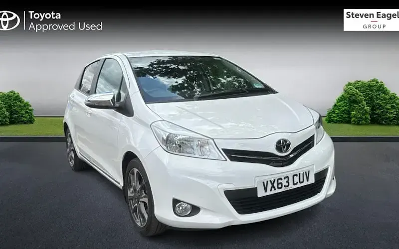 Used Toyota Yaris Trend 101 HP (74 kW) 2013 Hatchback