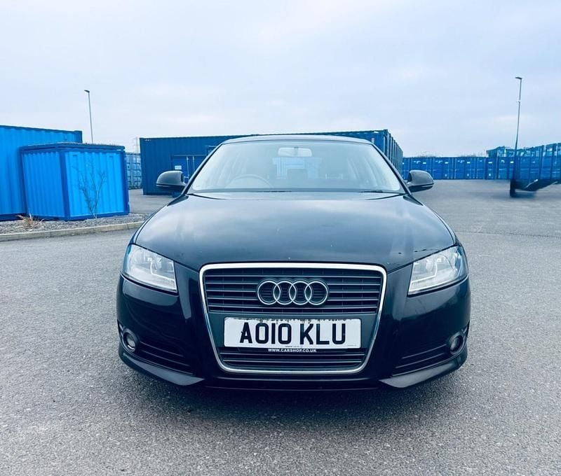 Used Audi A3 Sportback Sport 125 HP (91 kW) 2010 Black Hatchback