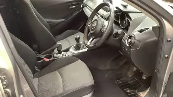 Used Mazda 2 Inclusive 90 HP (66 kW) 2018 Silver Hatchback