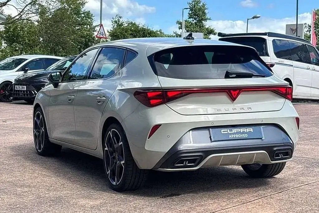 Used Cupra Leon 150 HP (110 kW) 2025 Grey Hatchback