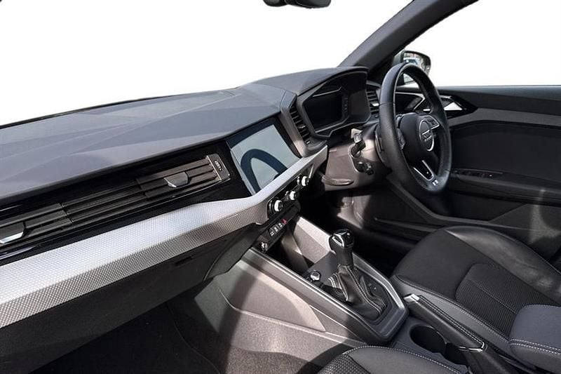 Used Audi A1 Competition 200 HP (147 kW) 2020 Mythos black SUV