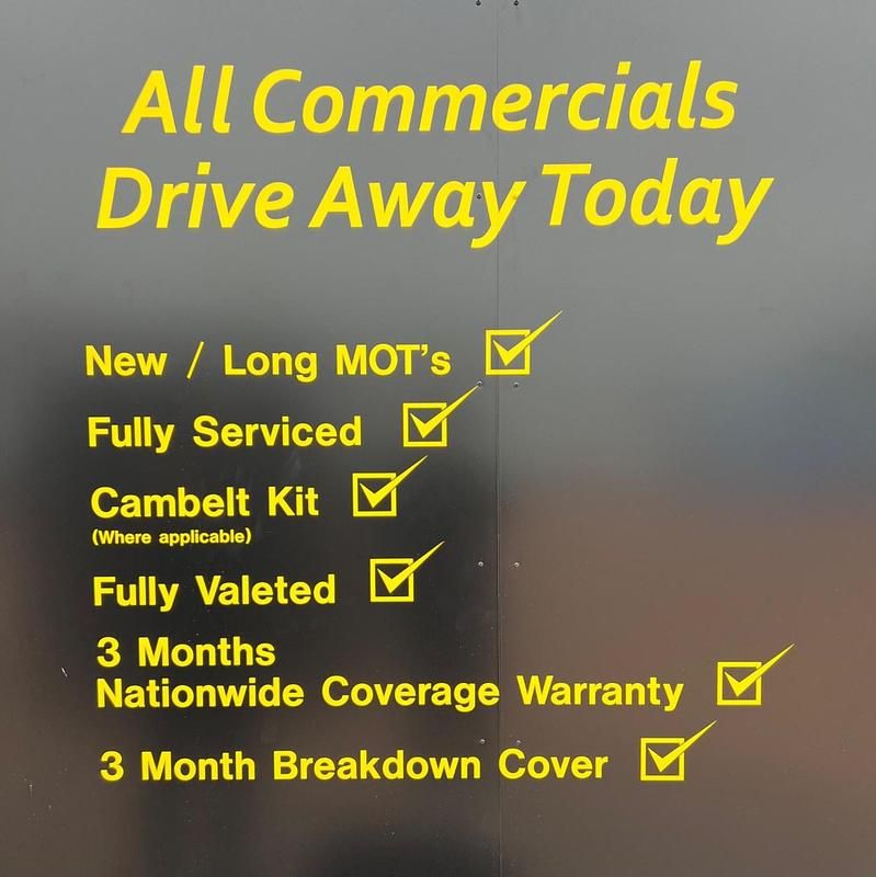 Used Ford Transit Custom Sport 185 HP (136 kW) 2022 White Van