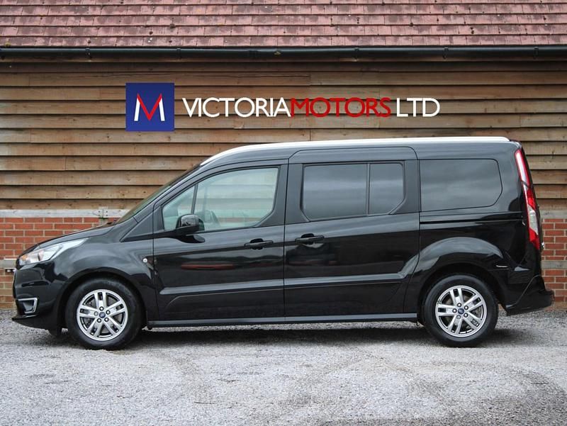 Used Ford Tourneo Connect Titanium 2020 Black MPV