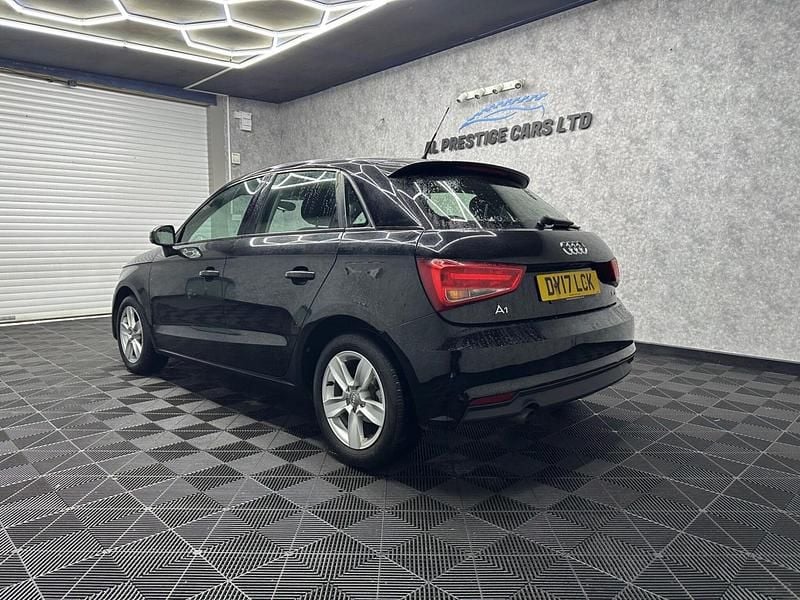 Used Audi A1 Sportback Comfort 2017 Black Hatchback