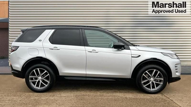 Used Land Rover Discovery Sport SE Dynamic 269 HP (197 kW) 2025 Metallic  hakuba silver SUV