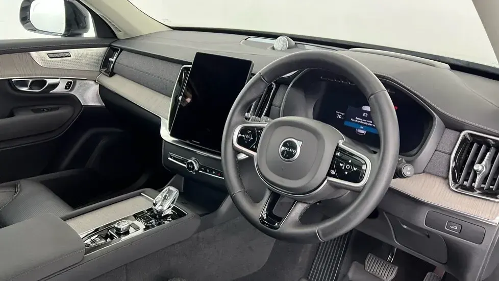 Used Volvo XC90 Ultra 2025 Silver SUV