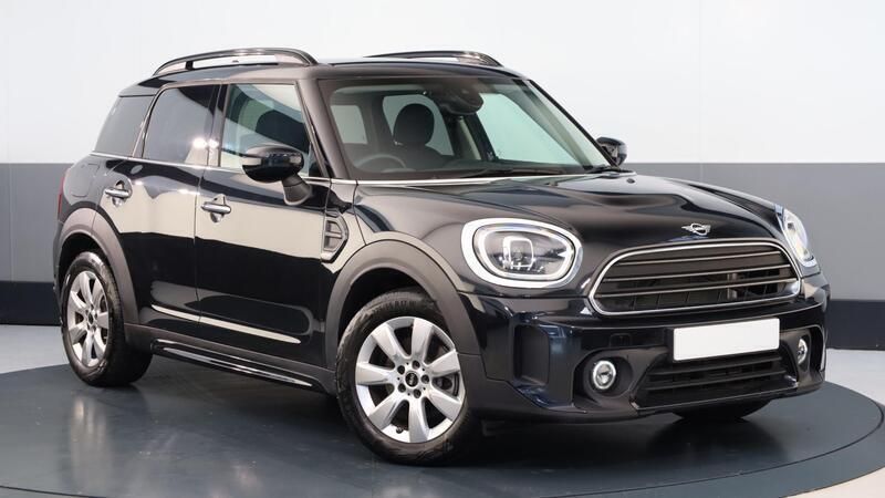 Black Used 2024 Mini Cooper Countryman Classic SUV | £25,000 (Good price) - Image 1/4