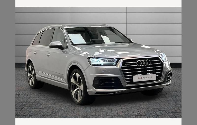 Silver Used 2016 Audi Q7 S-Line SUV | £22,450 (A bit pricey) - Image 1/4