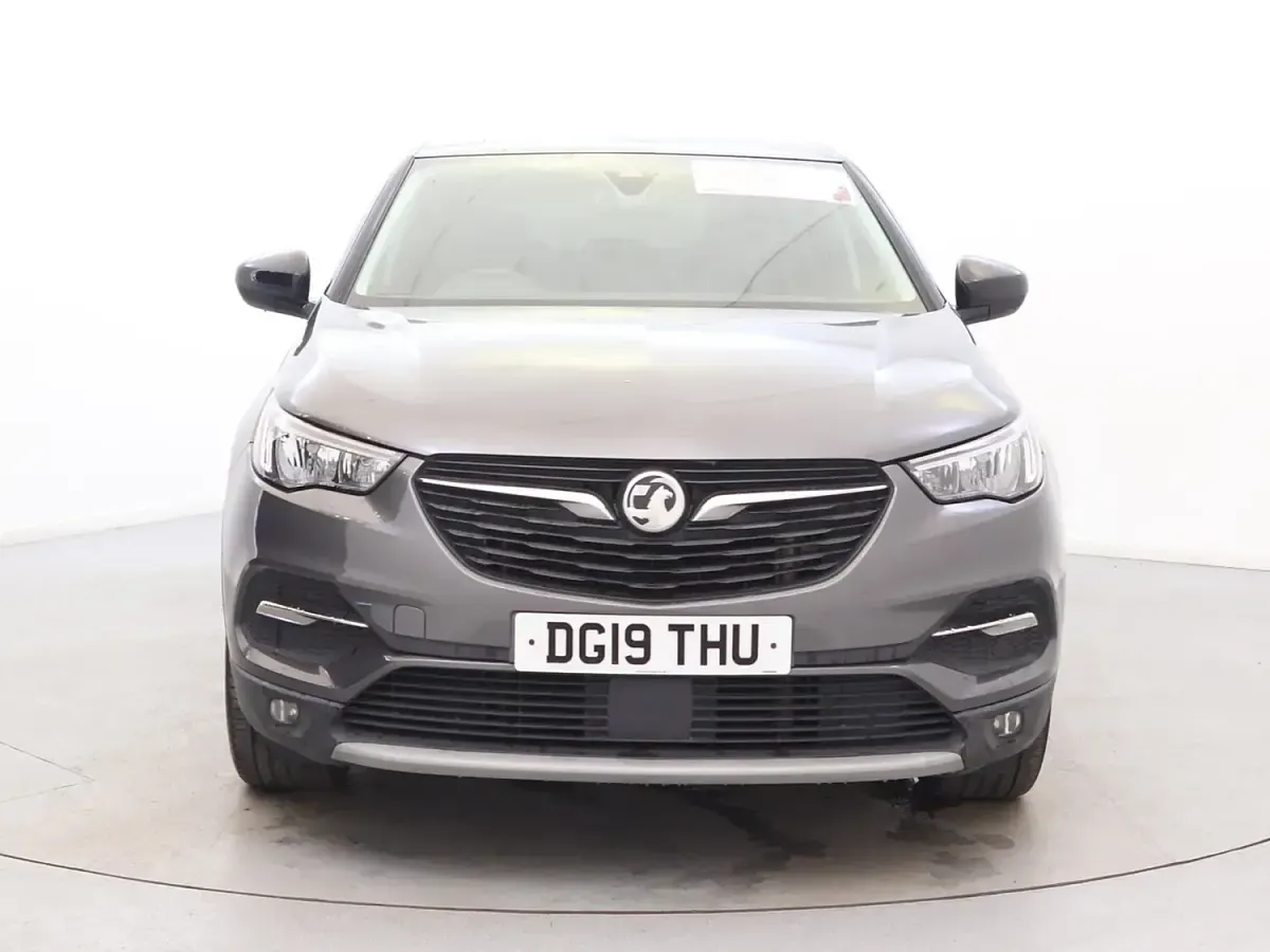 Gebraucht Vauxhall Grandland X Sport 130 PS (95 kW) 2019 Grau SUV