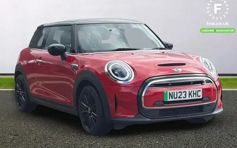 Used Mini Cooper Level 2 135 kW (184 HP) 2023 Hatchback