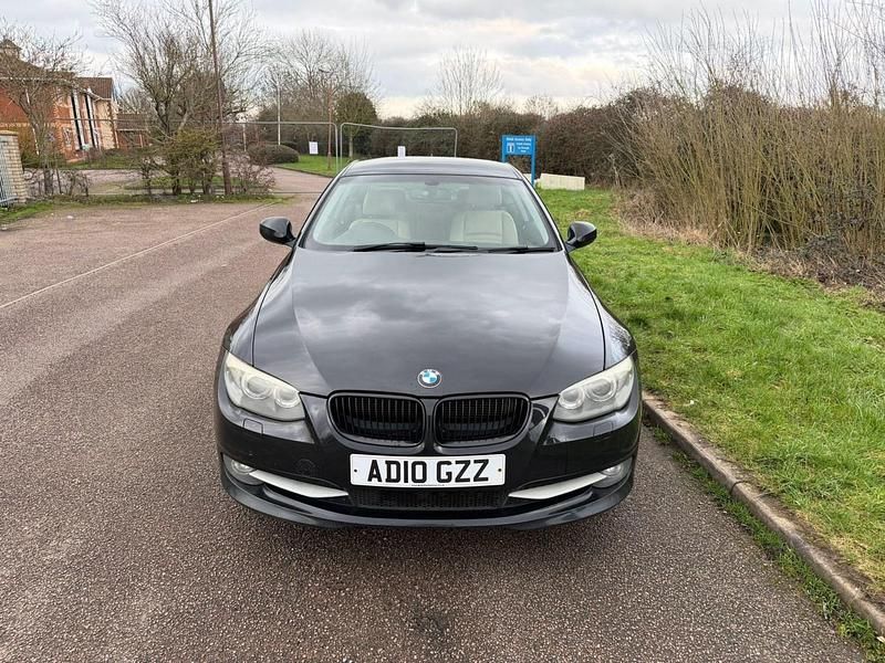 Used BMW 320 2010 Black Coupe