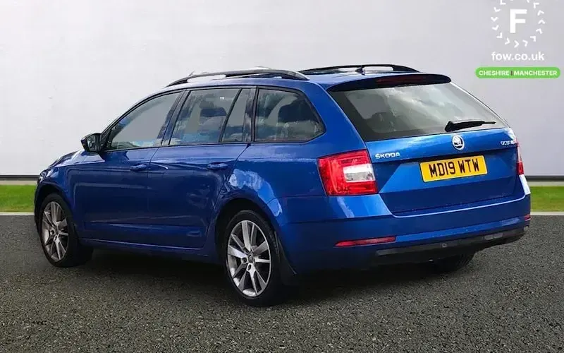 Used Skoda Octavia SE L 150 HP (110 kW) 2019 Blue Estate