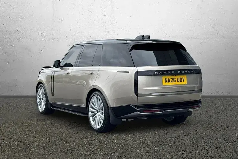 Nowe Land Rover Range Rover SE 300 KM (220 kW) 2026 Złoty SUV