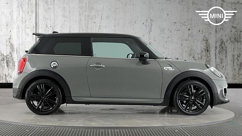 Gebraucht Mini Cooper S Hatch 189 PS (139 kW) 2020 Grau Kleinwagen