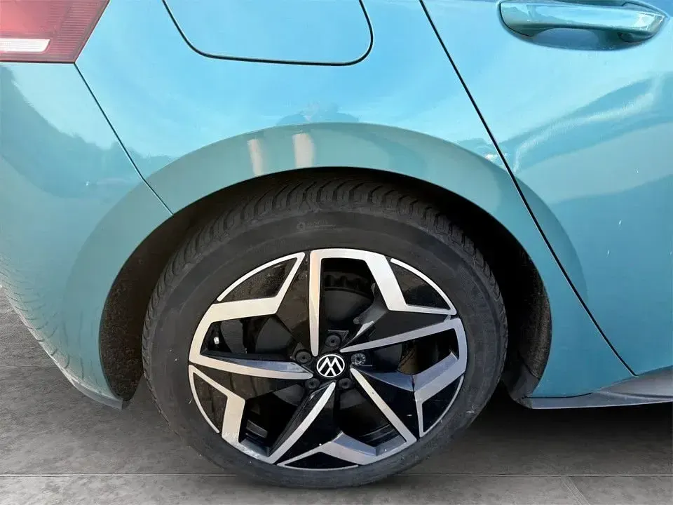 Used VW ID.3 Pro Performance 150 kW (204 HP) 2021 Turquoise Hatchback
