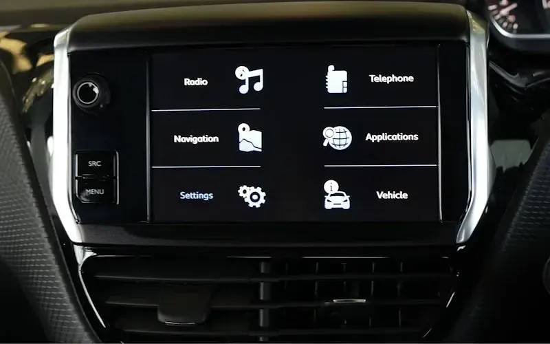 Used Peugeot 2008 GT-line 110 HP (80 kW) 2019 Black SUV
