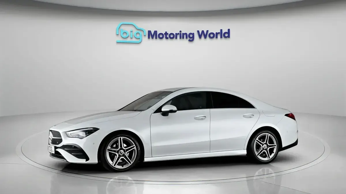 Used Mercedes CLA180 Executive 150 HP (110 kW) 2023 White Sedan