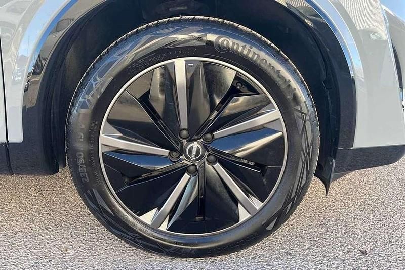 Used Nissan Qashqai Tekna 138 HP (101 kW) 2024 Grey SUV