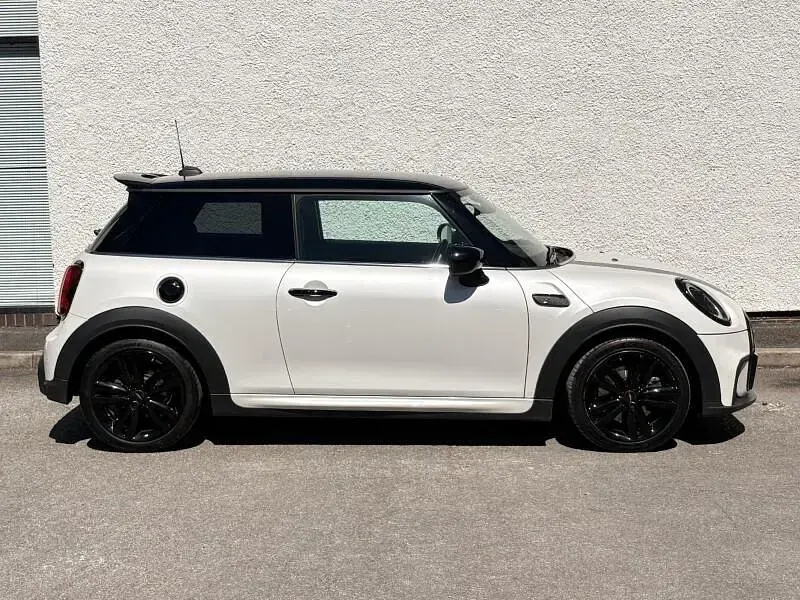 Used Mini Cooper S Hatch 190 HP (139 kW) 2023 White Hatchback