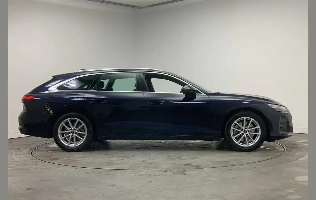 New Audi A6 Sport 200 HP (147 kW) 2026 Blue Estate