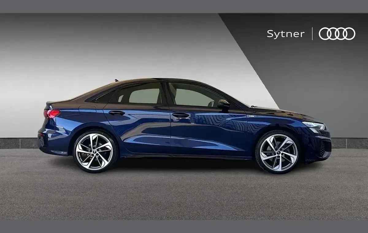 Used Audi A3 Comfort 150 HP (110 kW) 2022 Blue Sedan