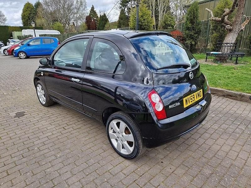 Usado Nissan Micra N-TEC 79 HP (58 kW) 2009 Preto Citadino