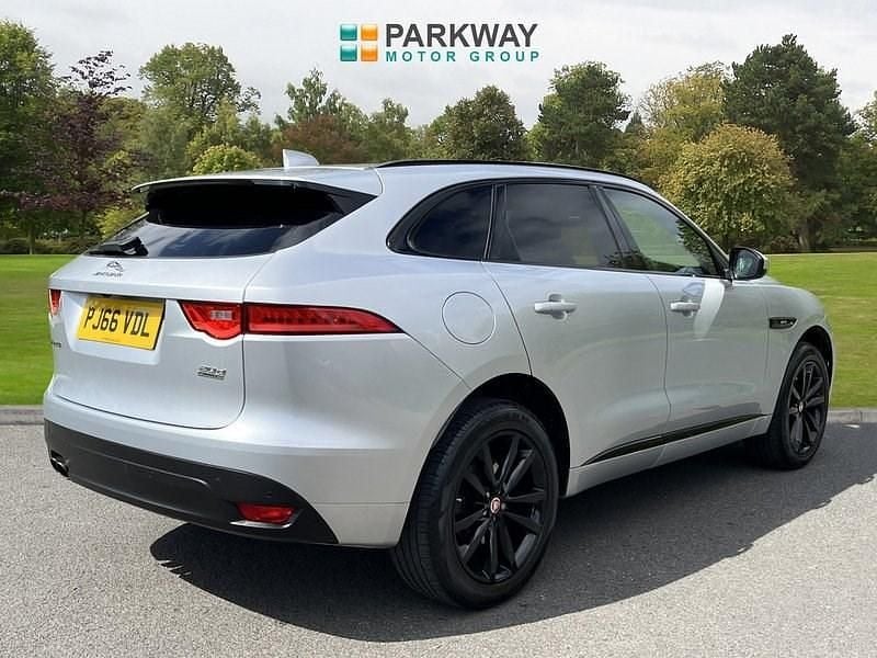 Used Jaguar F-Pace R-Sport 180 HP (132 kW) 2016 Silver SUV