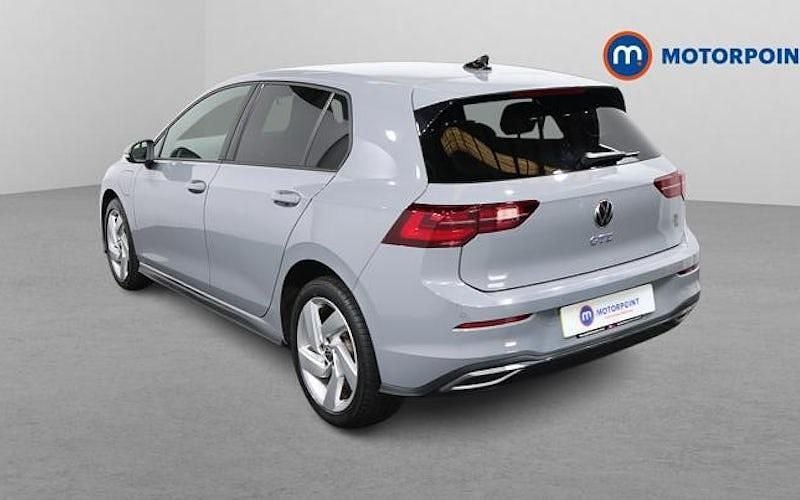 Second-hand VW Golf VIII GTE 245 CP (180 kW) 2023 Gri Hatchback