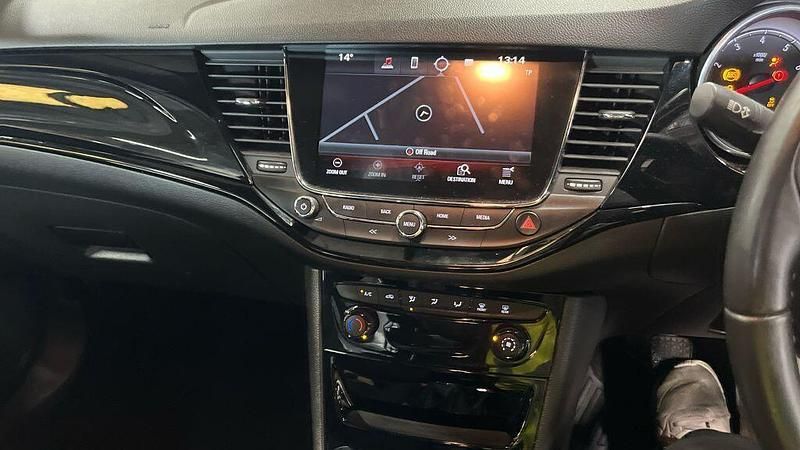 Used Vauxhall Astra SRi 150 HP (110 kW) 2018 Grey Hatchback