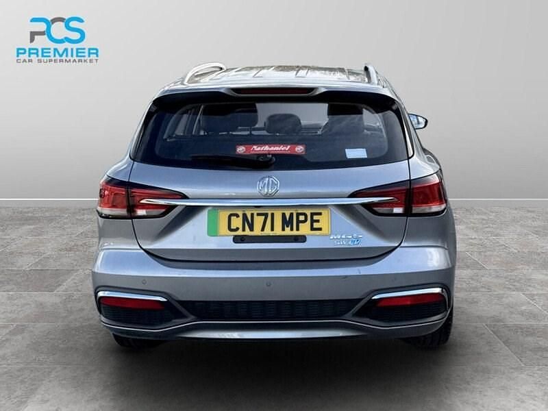 Used MG MG5 EV Exclusive 114 kW (156 HP) 2021 Silver Estate