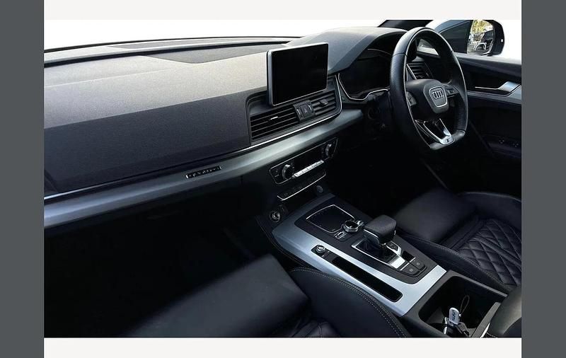 Used Audi Q5 Competition 367 HP (269 kW) 2019 Manhattan grey SUV