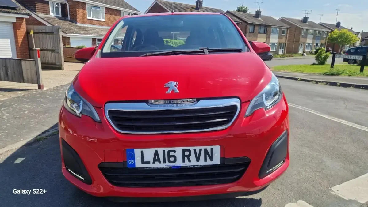 Second-hand Peugeot 108 Active 2016 Roșu Hatchback