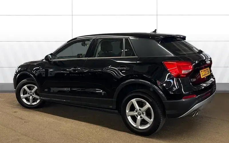 Used Audi Q2 Comfort 150 HP (110 kW) 2020 Black SUV