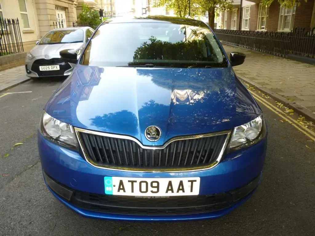 Used Skoda Rapid 2015 Blue Hatchback
