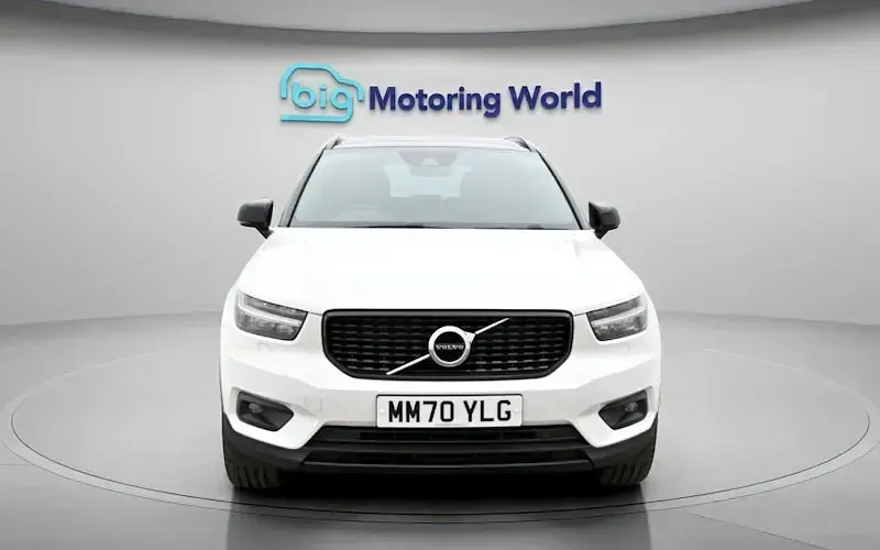 Usado Volvo XC40 R-Design Pro 197 HP (144 kW) 2021 Branco SUV
