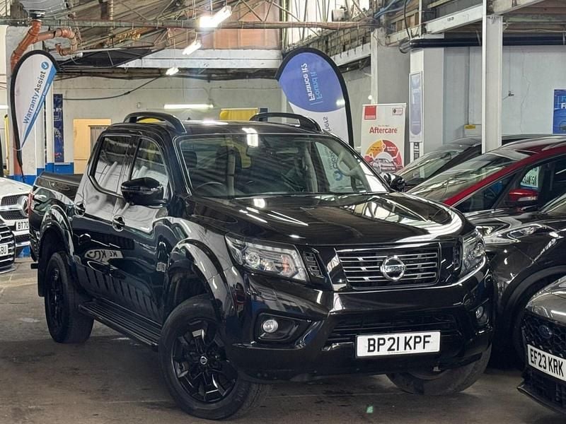 Used Nissan Navara N-Guard 190 HP (139 kW) 2021 Black Pickup