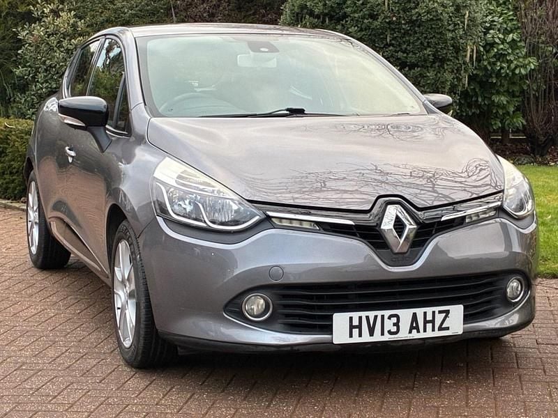 Grey Used 2013 Renault Clio IV Dynamique Hatchback | £3,295 (Fair price) - Image 1/4