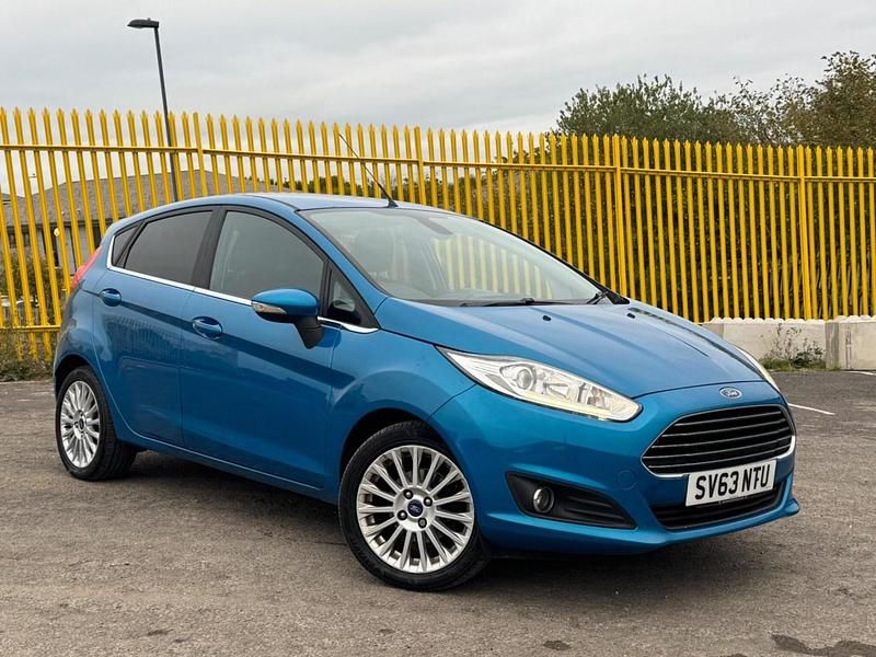 Blue Used 2013 Ford Fiesta Titanium Hatchback | £4,290 (Fair price) - Image 1/3
