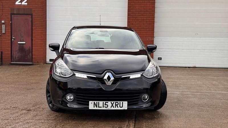 Used Renault Clio IV Dynamique 2015 Black Hatchback