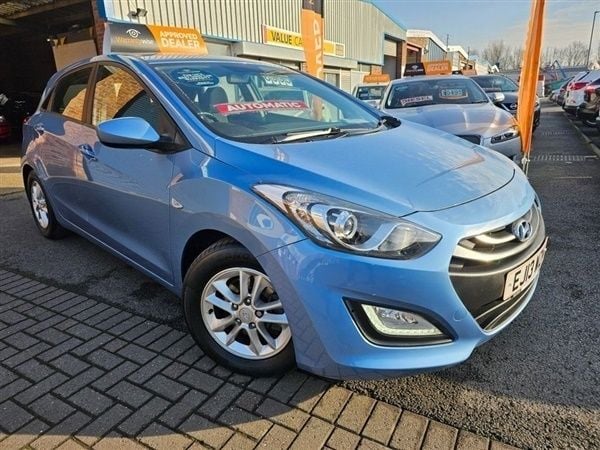 Blue Used 2013 Hyundai i30 Active Hatchback | £7,995 (Fair price) - Image 1/1