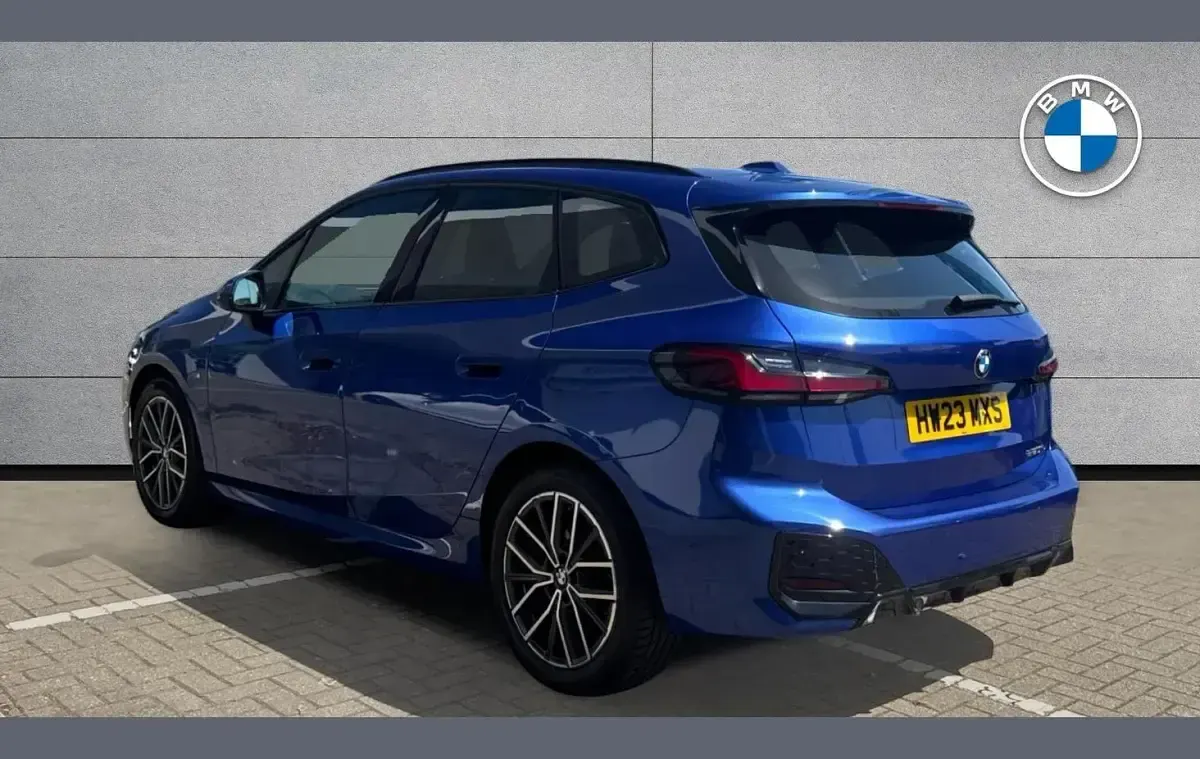 Used BMW 220 M Sport 154 HP (113 kW) 2023 Blue Hatchback