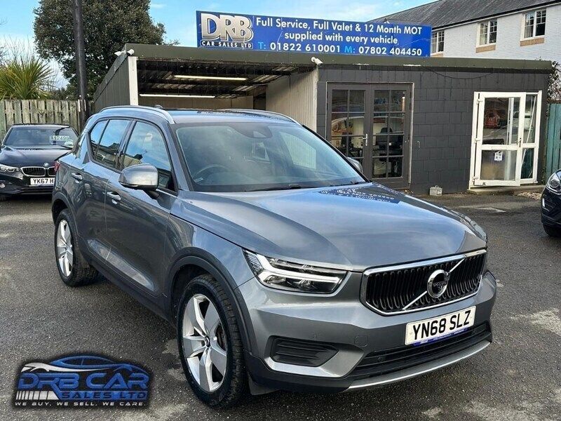 Grey Used 2018 Volvo XC40 Momentum SUV | £16,999 (Fair price) - Image 1/4